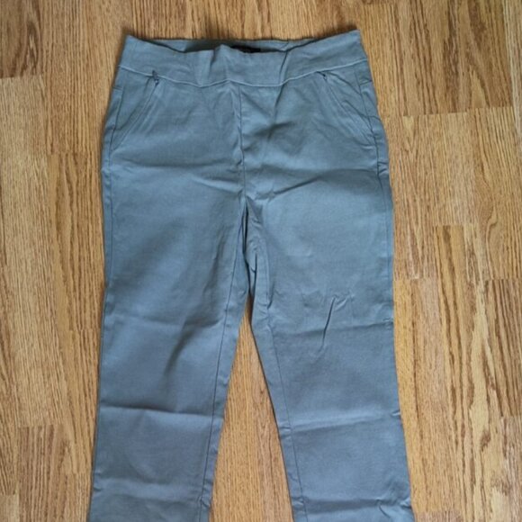 Rw&Co pants - Picture 1 of 3